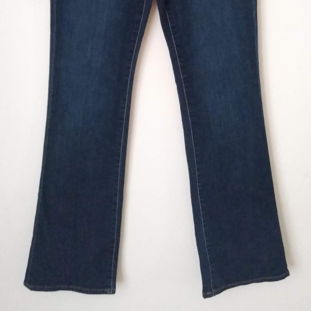 💥 EUC Lucky Brand Sweet'N Low Dark Wash Jeans - Picture 6 of 6
